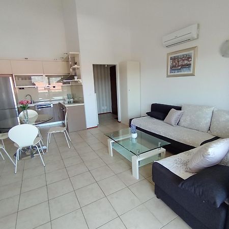 Apartment Diana Rogoznica  Luaran gambar