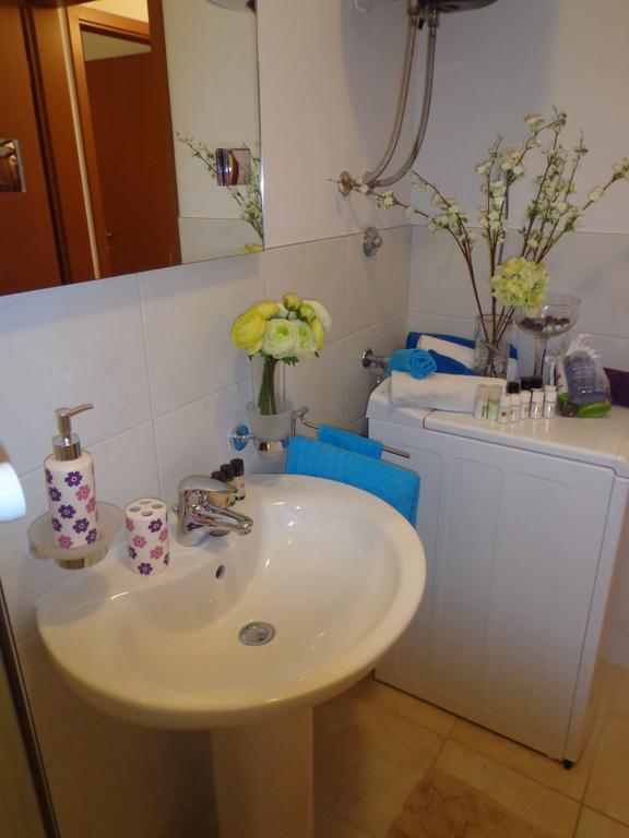 Apartment Diana Rogoznica  Bilik gambar